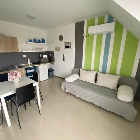 Lexy Family Apartman Hajduszoboszlo Exterior photo