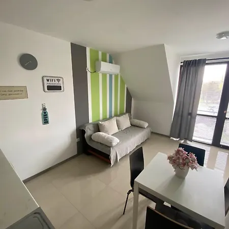 Lexy Family Apartman Hajduszoboszlo Exterior photo
