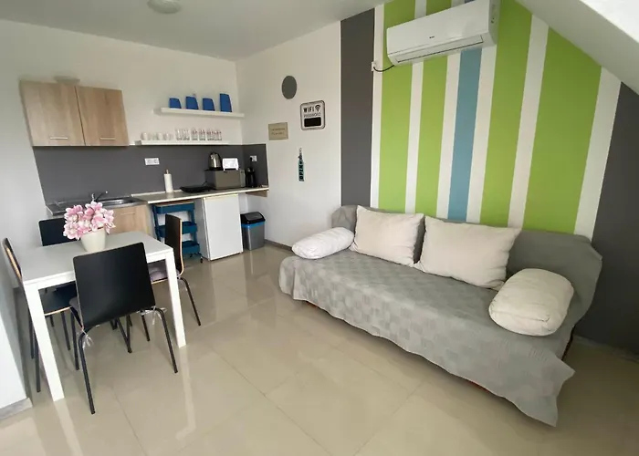 Lexy Family Apartman