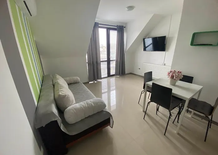 Lexy Family Apartman